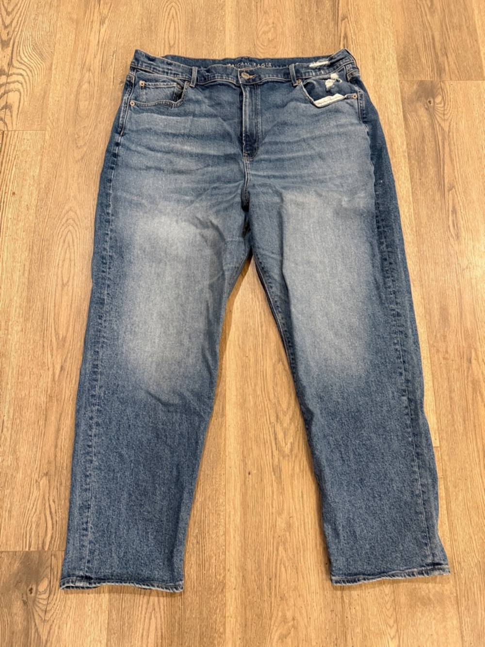 American Eagle “Highest Rise 90s Boyfriend” Jeans - Size 20
